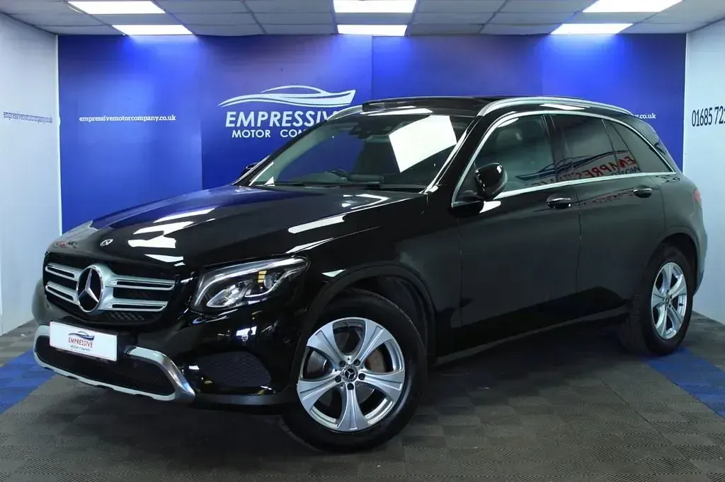 Usado Mercedes GLC250 Premium Plus 2018 Preto Carrinha