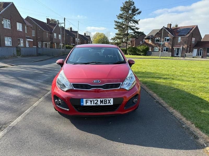 Used Kia Rio 2012 Red Hatchback