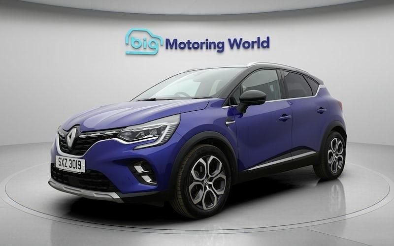 Second-hand Renault Captur Techno 143 CP (105 kW) 2023 Albastru SUV