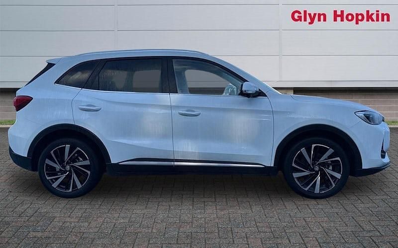 Used MG ZS Trophy 196 HP (144 kW) 2026 SUV