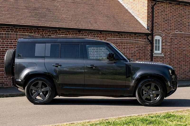 Usado Land Rover Defender HSE Dynamic 2024 Cinzento SUV