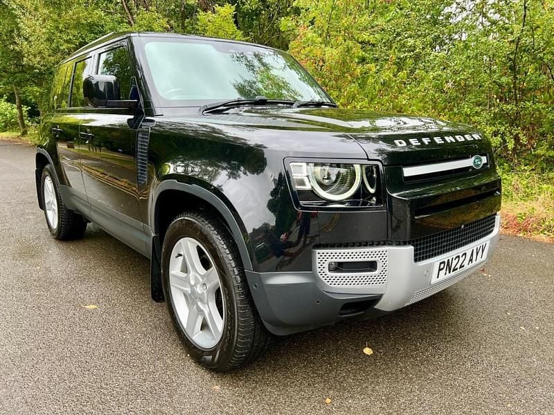 Black Used 2022 Land Rover Defender SE SUV | £43,995 (Fair price) - Image 1/4
