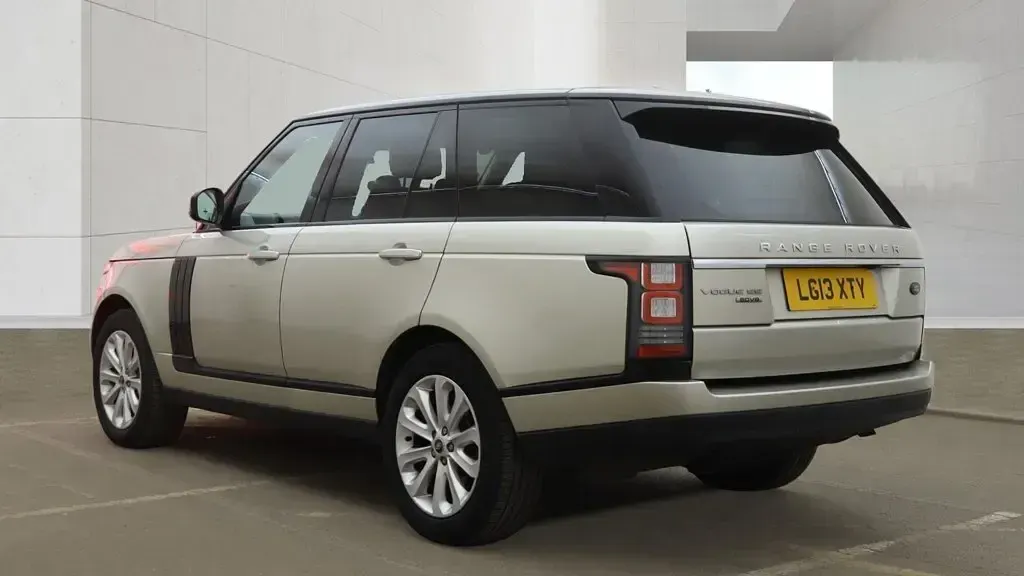 Gebraucht Land Rover Range Rover Vogue SE 339 PS (249 kW) 2013 Gold SUV