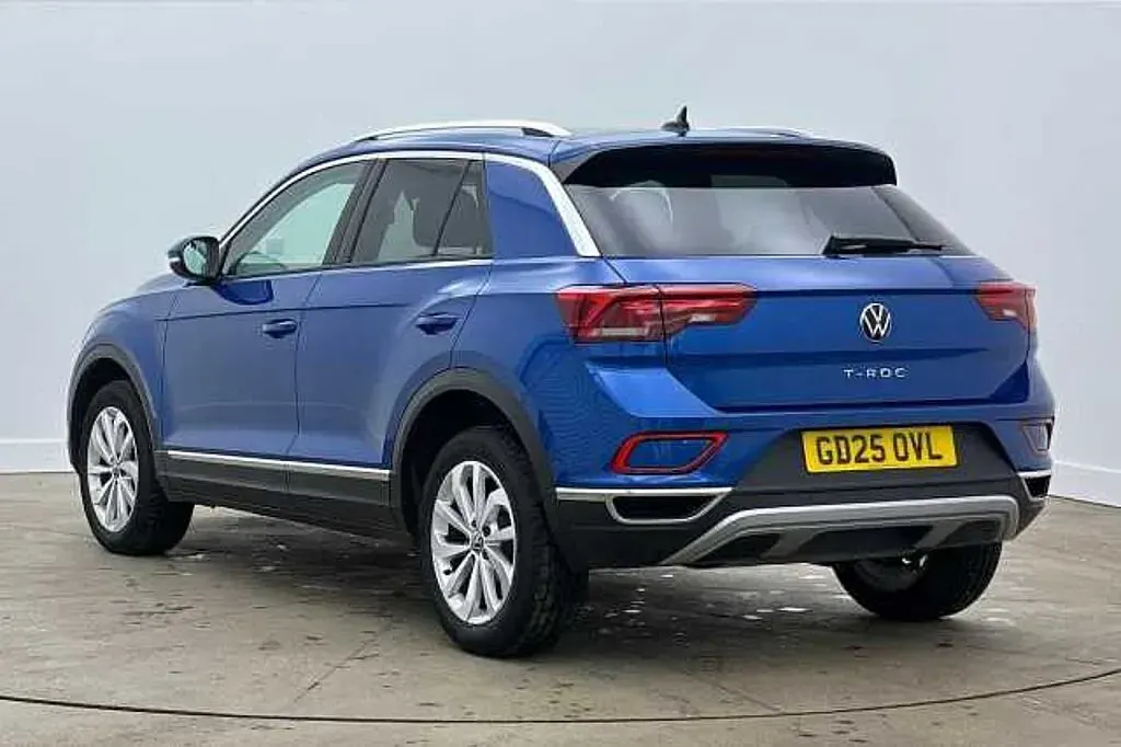 Used VW T-Roc Style 150 HP (110 kW) 2025 Blue SUV
