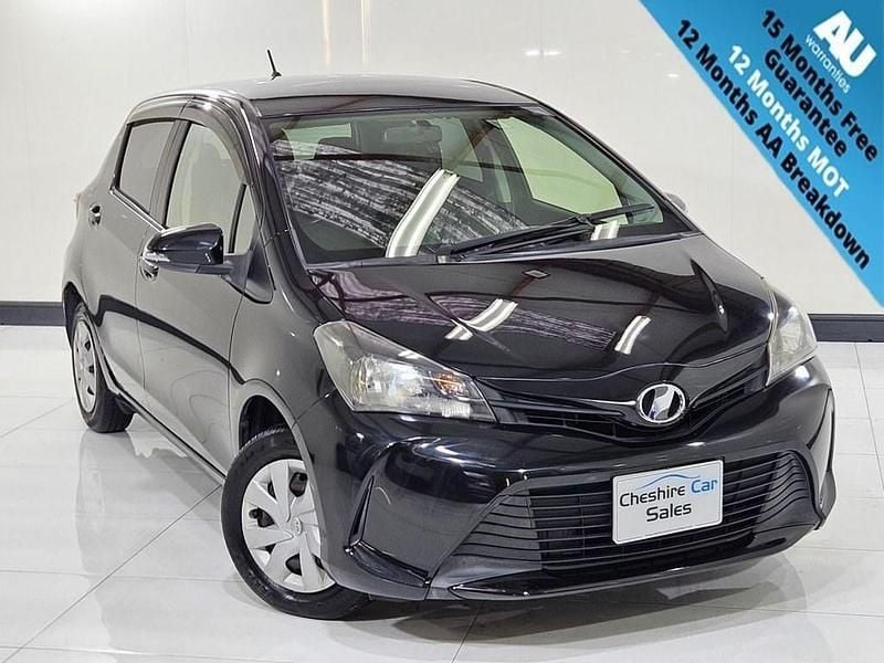 Used Toyota Yaris 2014 Black Hatchback