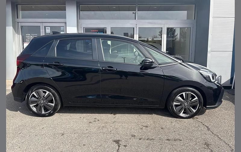 Used Honda Jazz Advance 122 HP (89 kW) 2025 Crystal black Hatchback