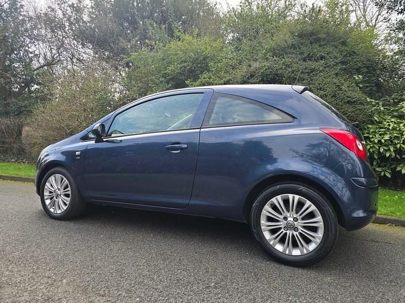 Used Vauxhall Corsa 2012 Blue Hatchback