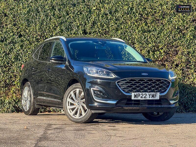 Begagnad Ford Kuga Vignale 225 HK (165 kW) 2022 Svart SUV