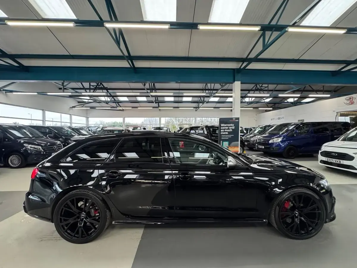Usado Audi RS6 Performance 2017 Preto Carrinha