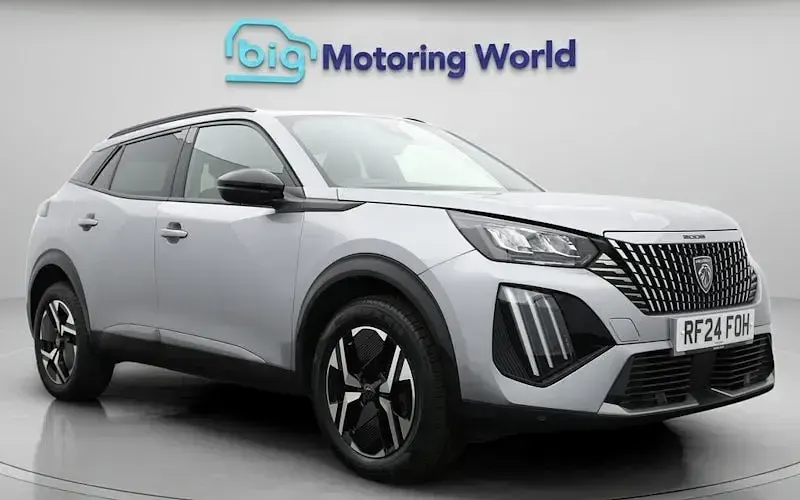 Used Peugeot 2008 Allure 131 HP (96 kW) 2024 SUV