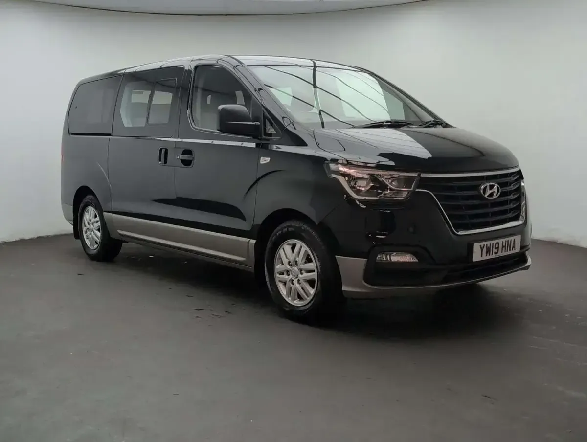 Used Hyundai I800 SE 136 HP (100 kW) 2019 Black MPV