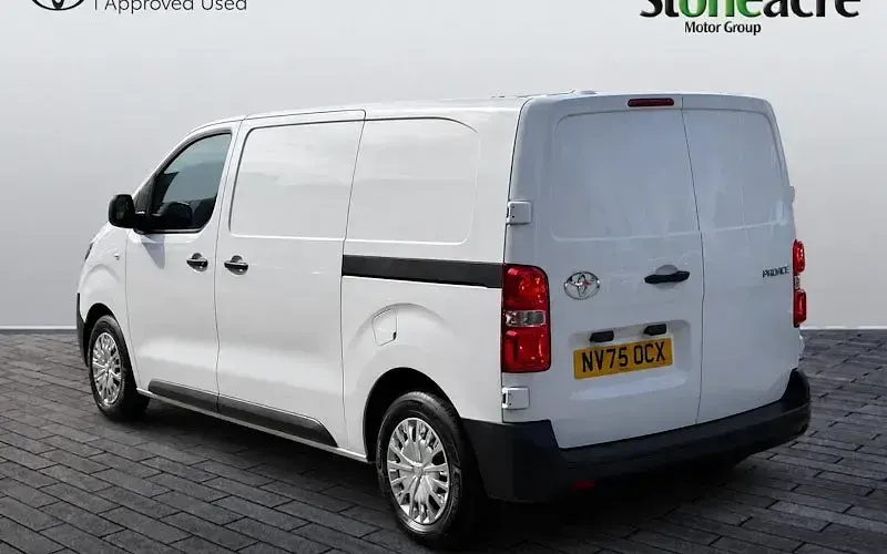 Used Toyota Proace 120 HP (88 kW) 2023 White MPV