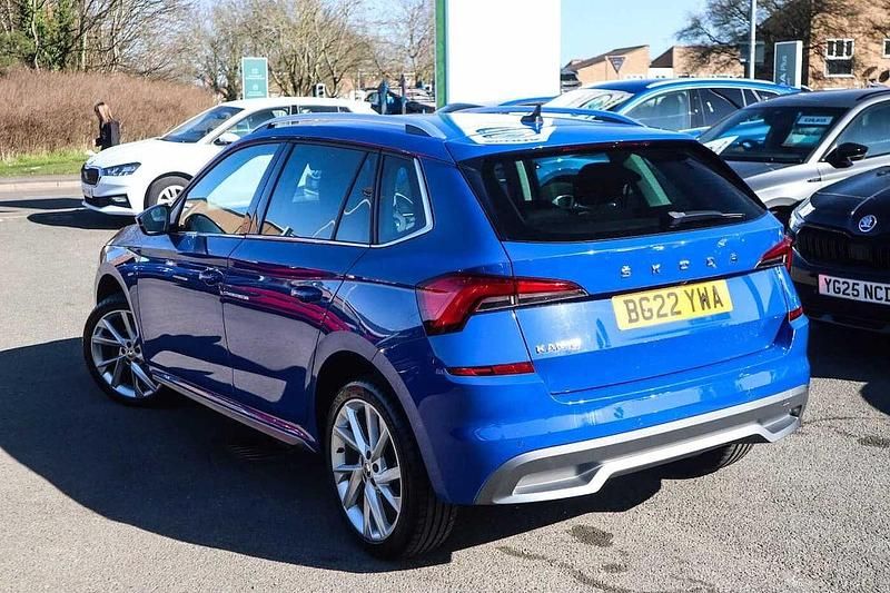 Used Skoda 110 R SE L Executive 81 HP (59 kW) 2022 Energy blue Estate