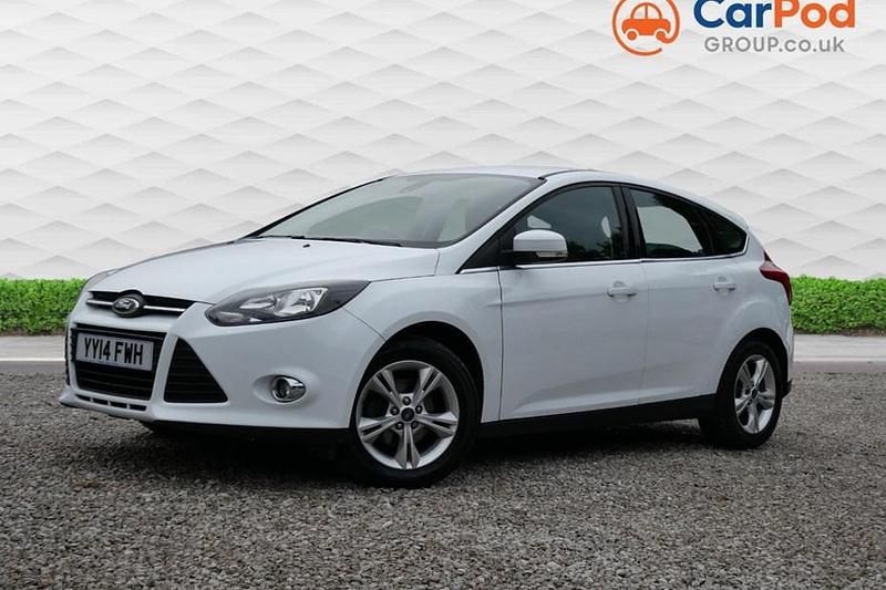 White Used 2014 Ford Focus Zetec Hatchback | £3,990 (Fair price) - Image 1/1