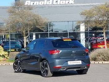 Image 2/4