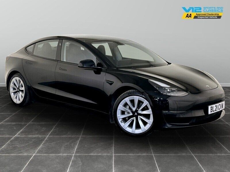 Black Used 2021 Tesla Model 3 Long Range Sedan | £14,995 (Good price) - Image 1/2