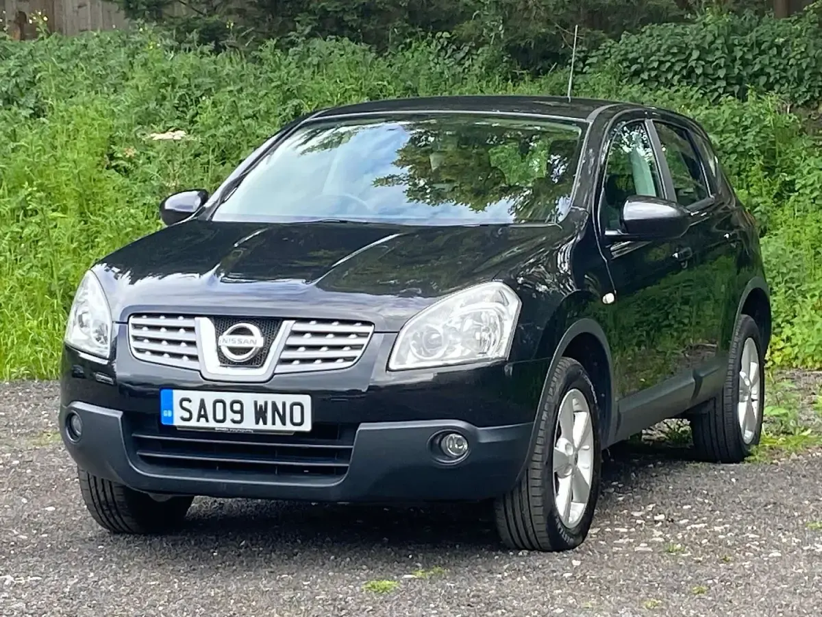 Used Nissan Qashqai Acenta 113 HP (83 kW) 2009 Black SUV