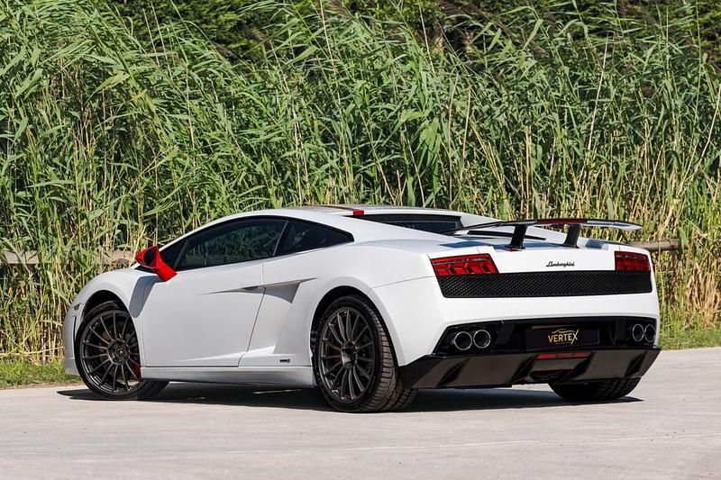 Used Lamborghini Gallardo 560 HP (411 kW) 2014 White Coupe