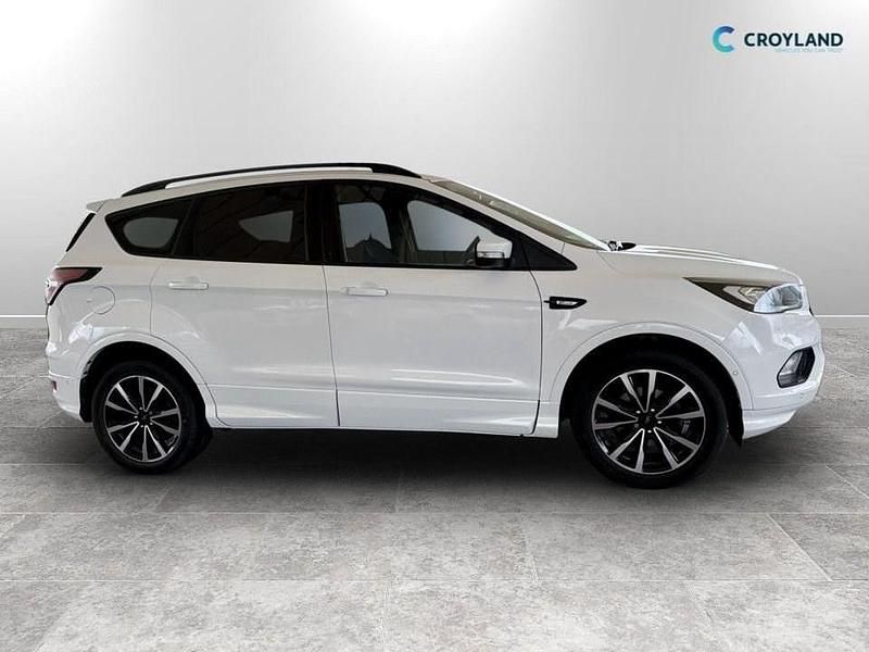 Used Ford Kuga ST-Line 120 HP (88 kW) 2018 White SUV
