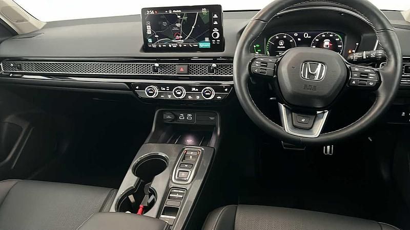 Used Honda Civic Advance 143 HP (105 kW) 2024 Premium plus paint crystal blue Hatchback