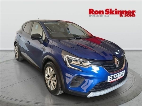 Blue Used 2022 Renault Captur Iconic SUV | £14,999 (Fair price) - Image 1/1