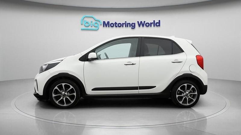 Used Kia Picanto X-Line 83 HP (61 kW) 2020 White Hatchback