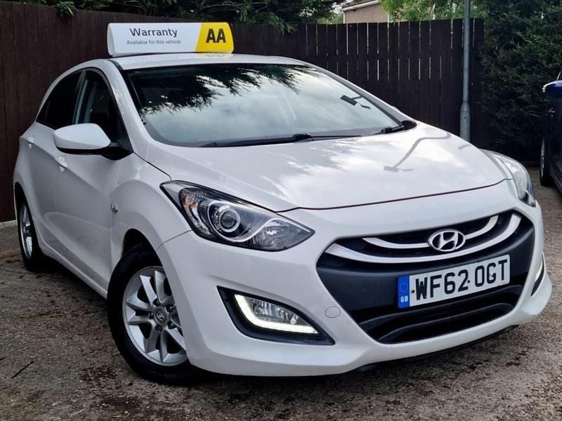 White Used 2012 Hyundai i30 Active Hatchback | £7,150 (Fair price) - Image 1/4
