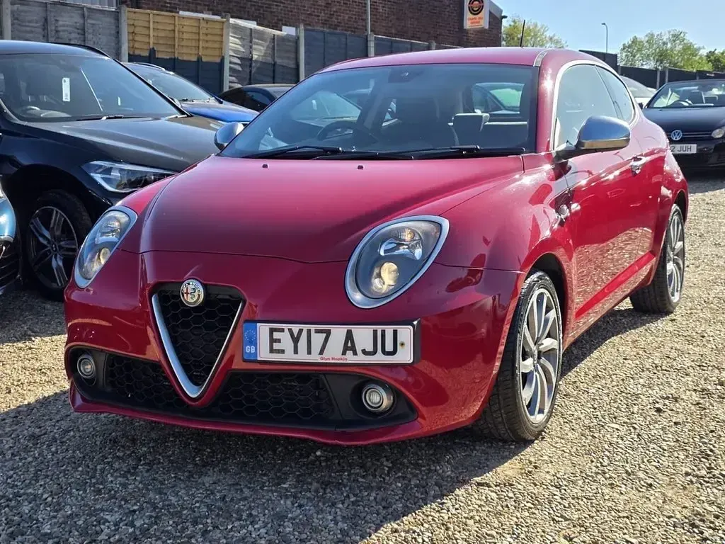 Used Alfa Romeo MiTo Super 105 HP (77 kW) 2017 Red Hatchback