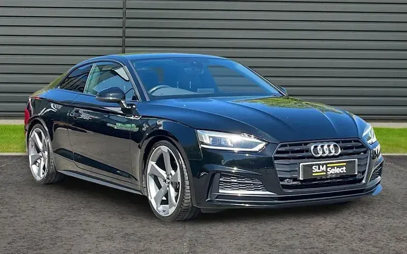 Usado Audi A5 Black Edition 190 HP (139 kW) 2020 Coupé