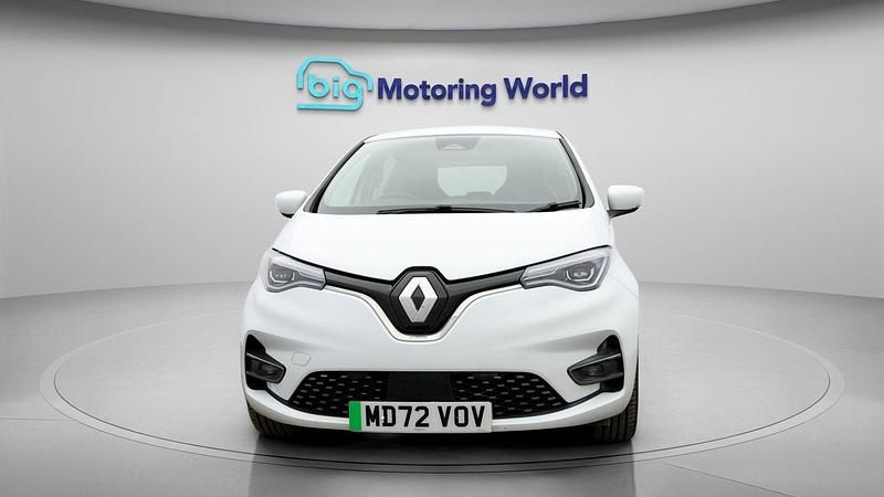 Used Renault Zoe GT-Line 100 kW (136 HP) 2022 White Hatchback