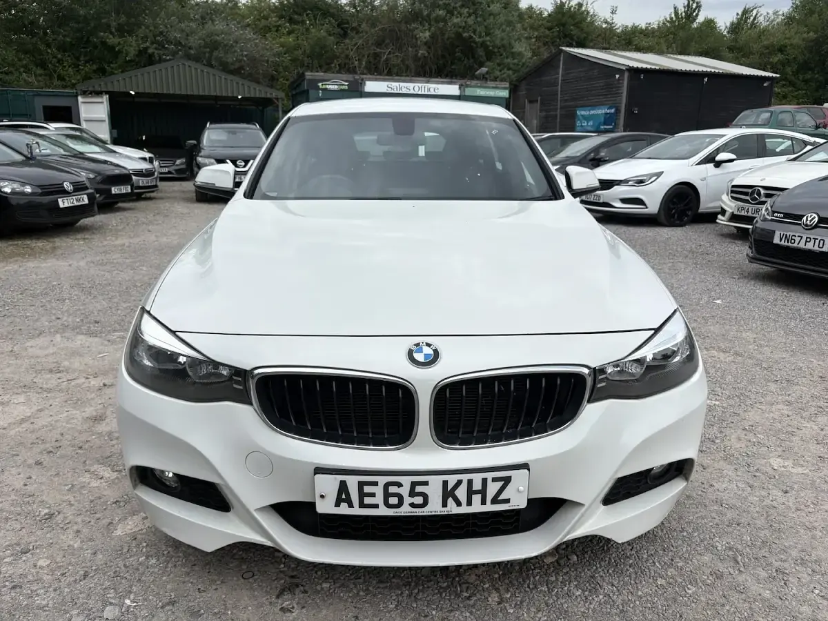 Used BMW 320 Gran Turismo M Sport 190 HP (139 kW) 2015 White Coupe