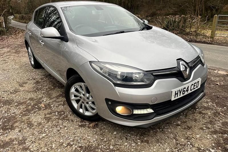 Used Renault Mégane III Dynamique 110 HP (80 kW) 2014 Silver Hatchback