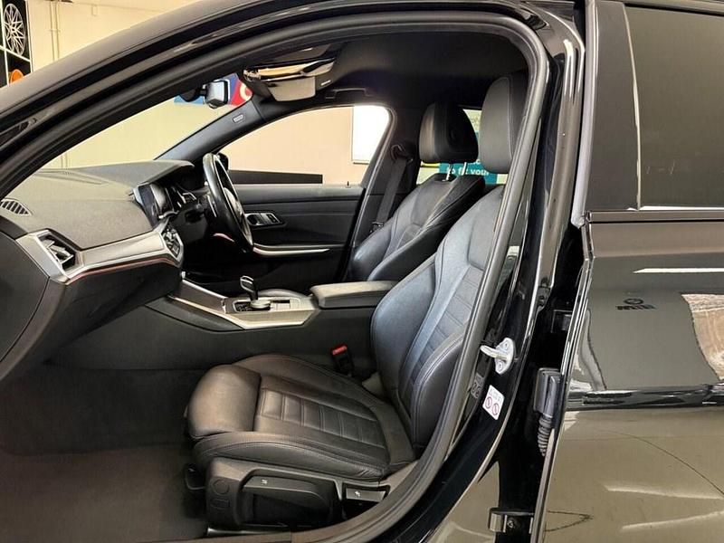 Used BMW 330e M Sport 288 HP (211 kW) 2022 Black Estate