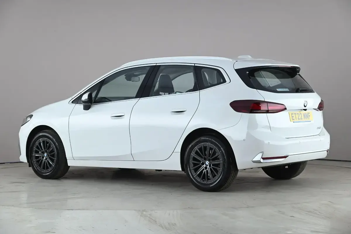 Used BMW 220 Luxury Line 2022 White Hatchback