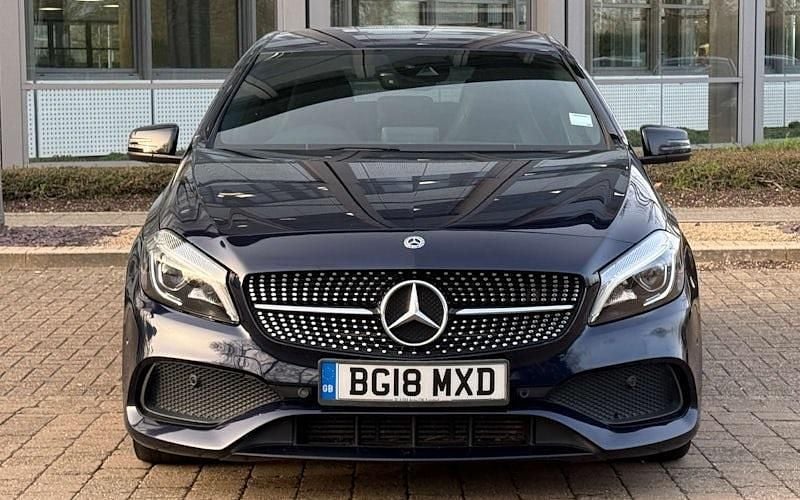 Used Mercedes A180 AMG Line Premium 109 HP (80 kW) 2018 Blue Hatchback