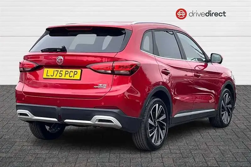 Used MG ZS Trophy 196 HP (144 kW) 2025 Red SUV