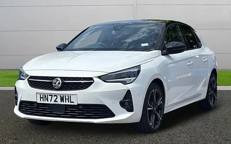 Used Vauxhall Corsa Ultimate 101 HP (74 kW) 2022 White Hatchback