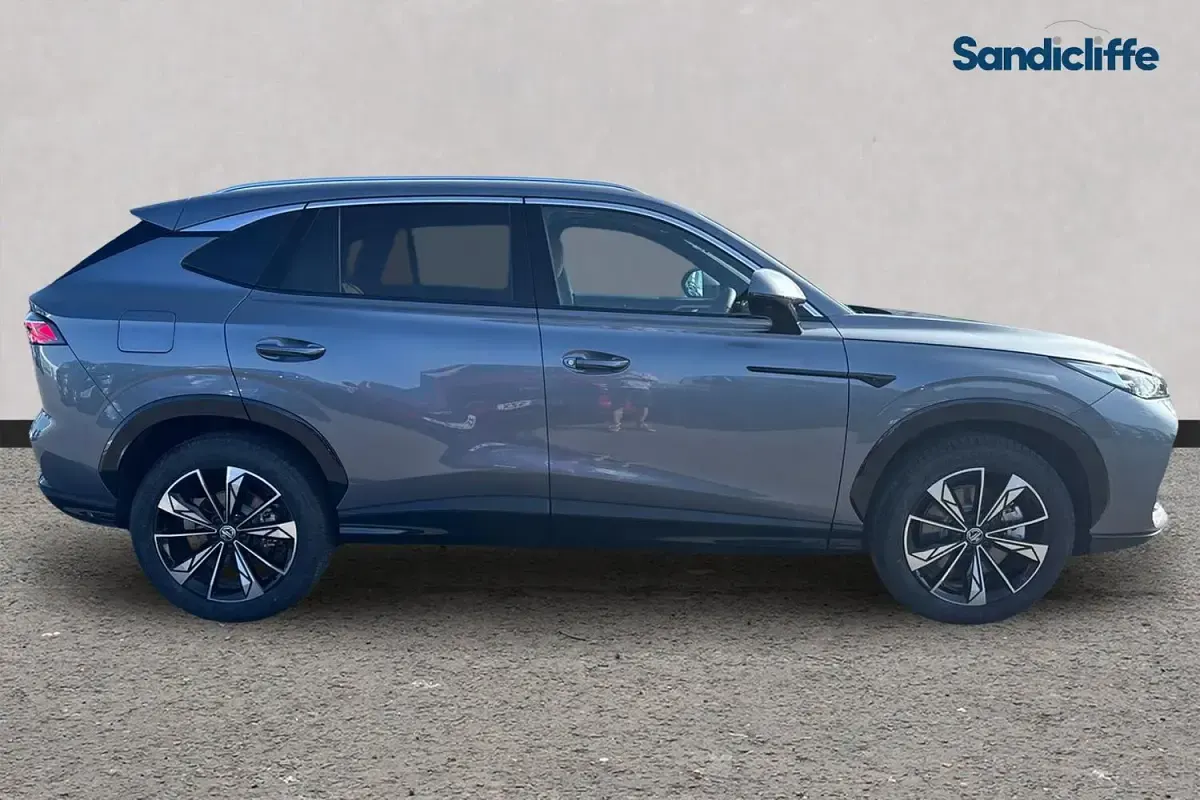 New MG HS Trophy 224 HP (164 kW) 2025 Metallic  urban grey SUV