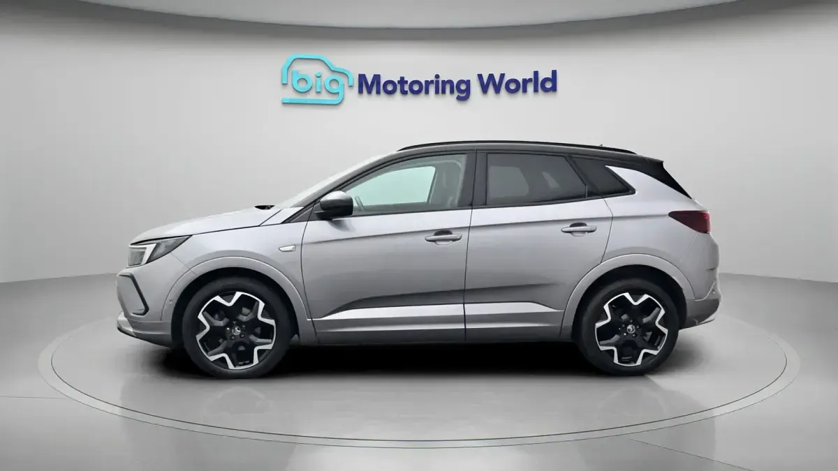 Used Vauxhall Grandland X Ultimate 131 HP (96 kW) 2023 Grey SUV