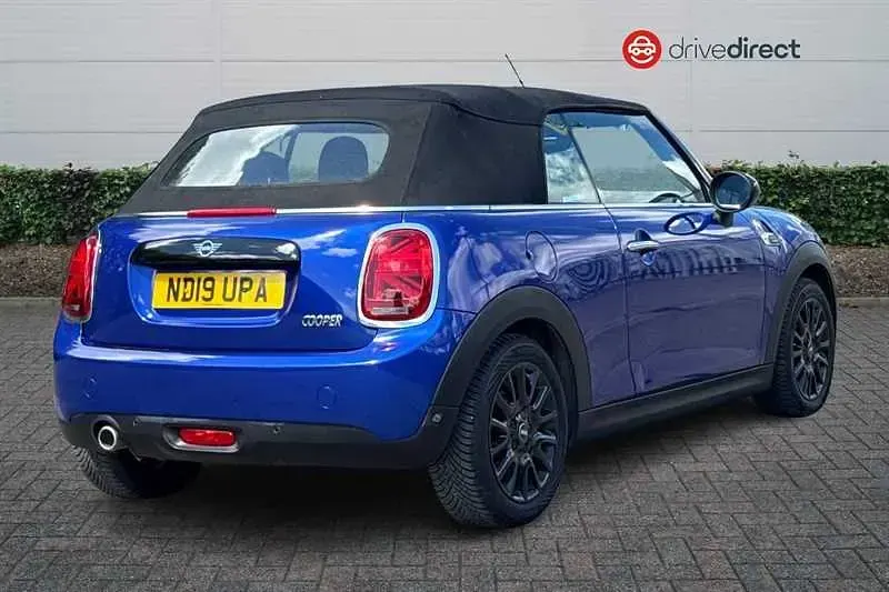 Used Mini Cooper Cabriolet Classic 136 HP (100 kW) 2019 Blue Cabriolet