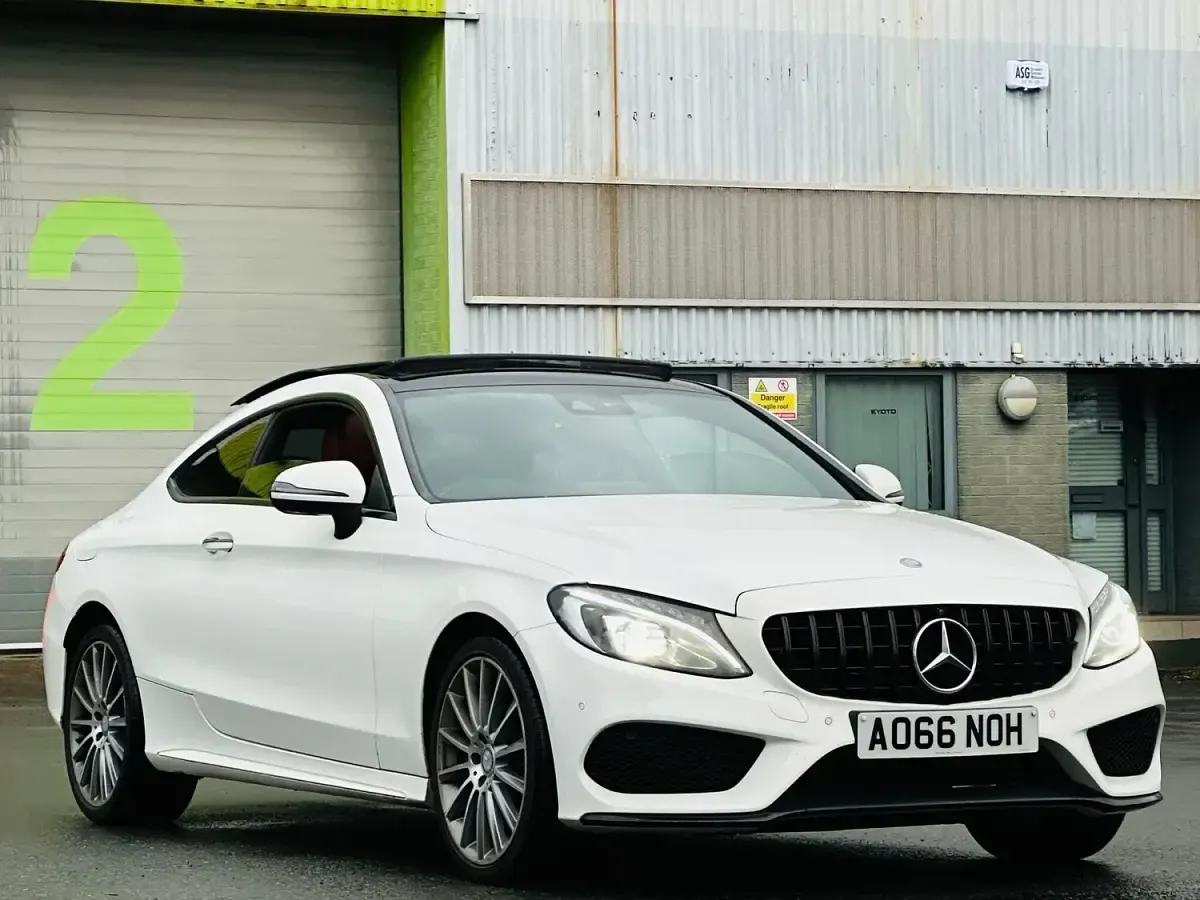 Used Mercedes C250 AMG Line Premium Plus 2016 White Coupe