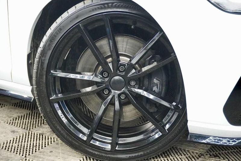 Used VW Golf VII R 300 HP (220 kW) 2020 White Estate