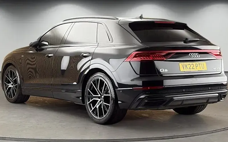 Begagnad Audi Q8 Black Edition 340 HK (250 kW) 2022 Svart SUV