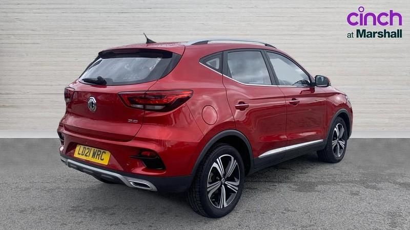 Used MG ZS Excite 106 HP (77 kW) 2021 Red SUV
