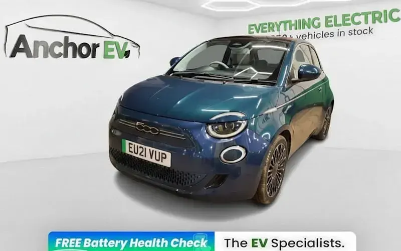 Używany Fiat 500e La Prima 86 kW (118 KM) 2026 Hatchback