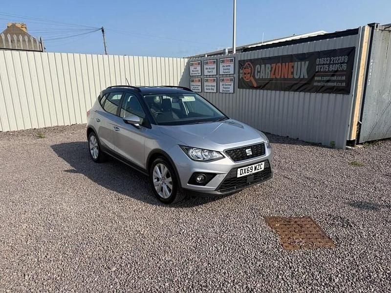 Used Seat Arona SE Technology 95 HP (69 kW) 2019 Silver SUV