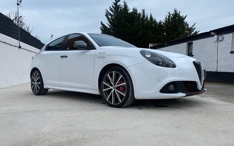Used 2018 Alfa Romeo Giulietta Veloce Hatchback | £12,995 (A bit pricey) - Image 1/4