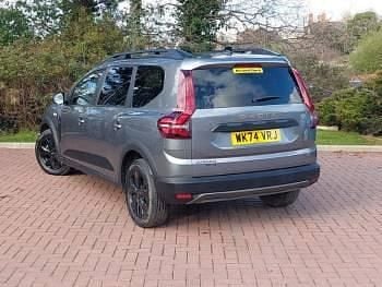 Used Dacia Jogger Extreme 140 HP (102 kW) 2024 Grey MPV