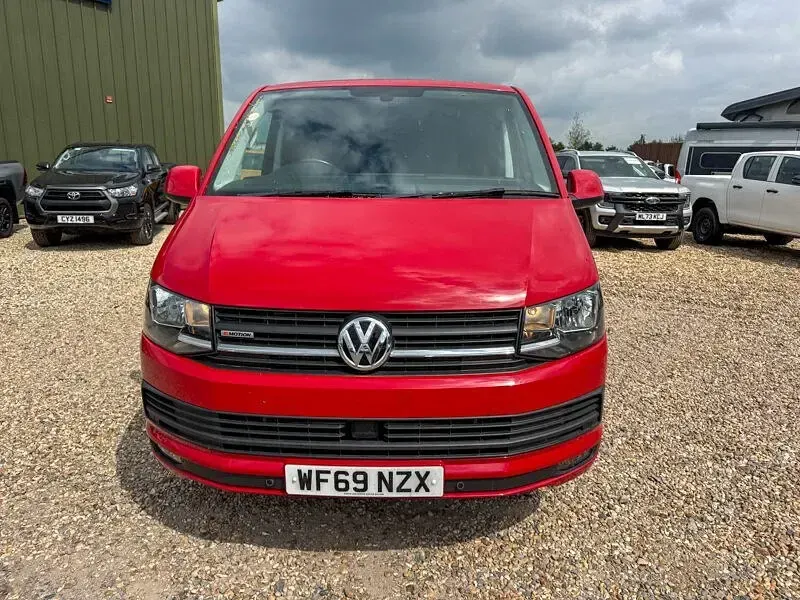 Second-hand VW Transporter Highline 2019 Roșu Van