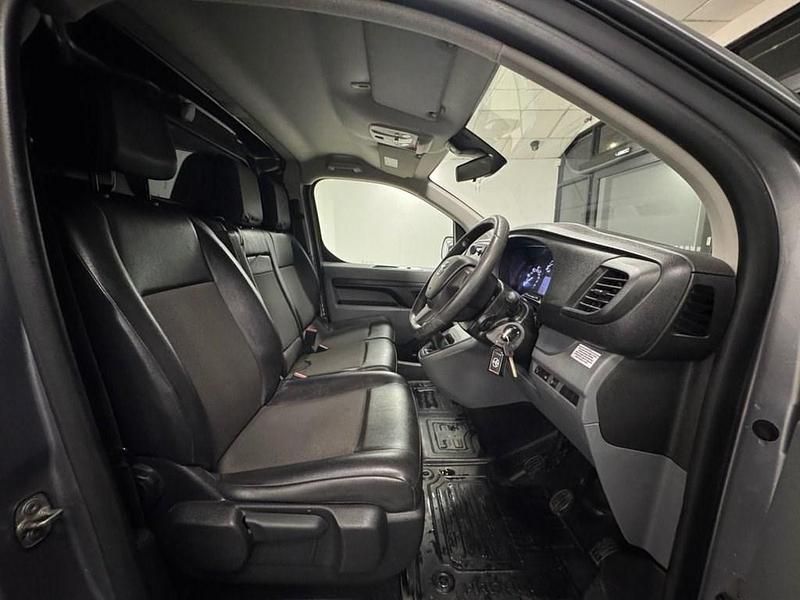 Used Toyota Proace 120 HP (88 kW) 2021 Grey MPV
